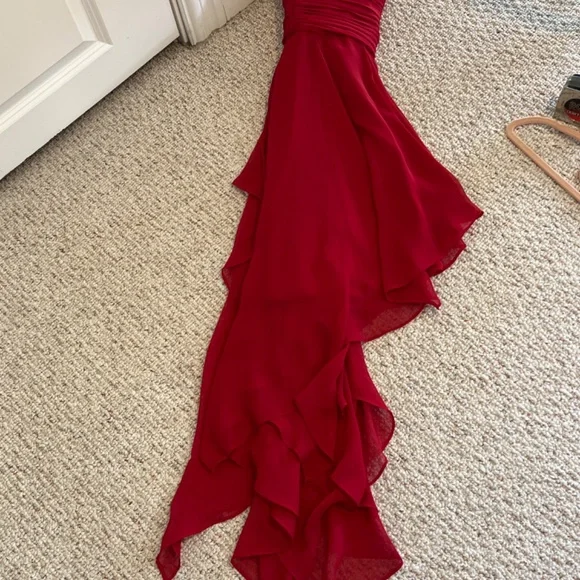 Gorgeous Arden B red flowing tiered dress, M. NWT - Picture 10 of 11